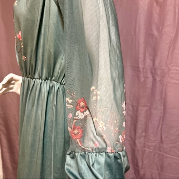 Green Floral Chiffon Maxi Dress  Boho Prairie Long Sleeve Elastic Waist Size: M - Picture 12 of 13